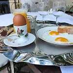Casa Lumaca Bed & Breakfast Tremezzo