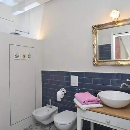 Oda ve Kahvaltı Casa Lumaca Tremezzo